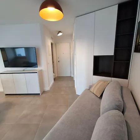 Lux Corner